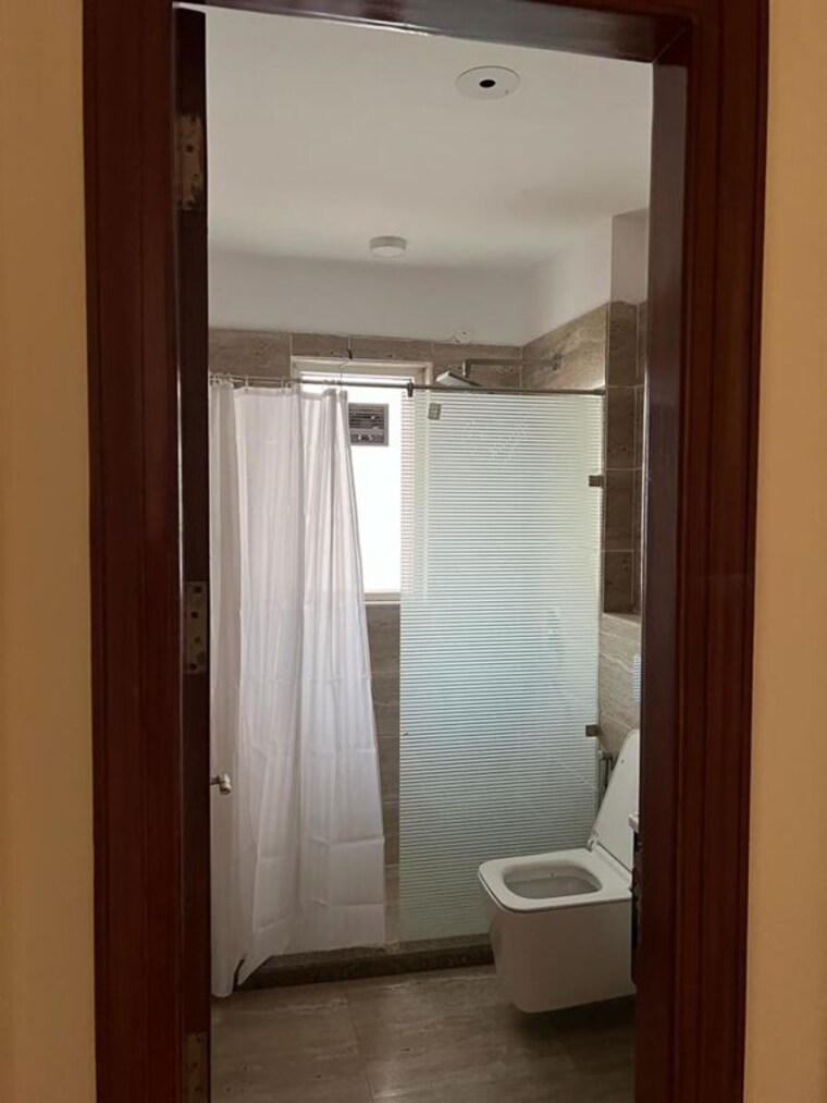 Bathroom, eros-rosewood-city 4 Bedroom 2700 Sq.Ft. Builder Floor In Sector 49 Gurgaon 10448242