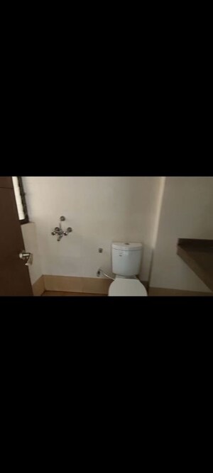 Room in 2 BHK Apartment at Shalimar Mannat, Faizabad Road – for Rent