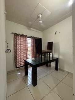 2 BHK Builder Floor For Rent in Sector 66 B