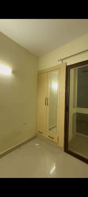 Room in 3 BHK Apartment at Shalimar Mannat, Faizabad Road – for Rent