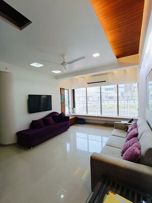 2 BHK Apartment For Rent in Godrej One Mahalaxmi, Mahalaxmi