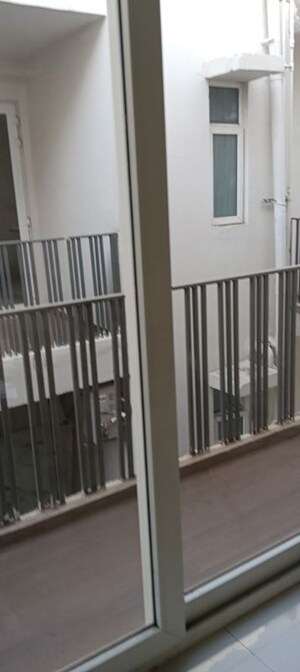 Balcony in 2.5 BHK Builder Floor at Smart World Gems, Sector 89 – for Rent