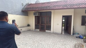 2 BHK Builder Floor – Exterior View View at East Of Kailash - for Rent