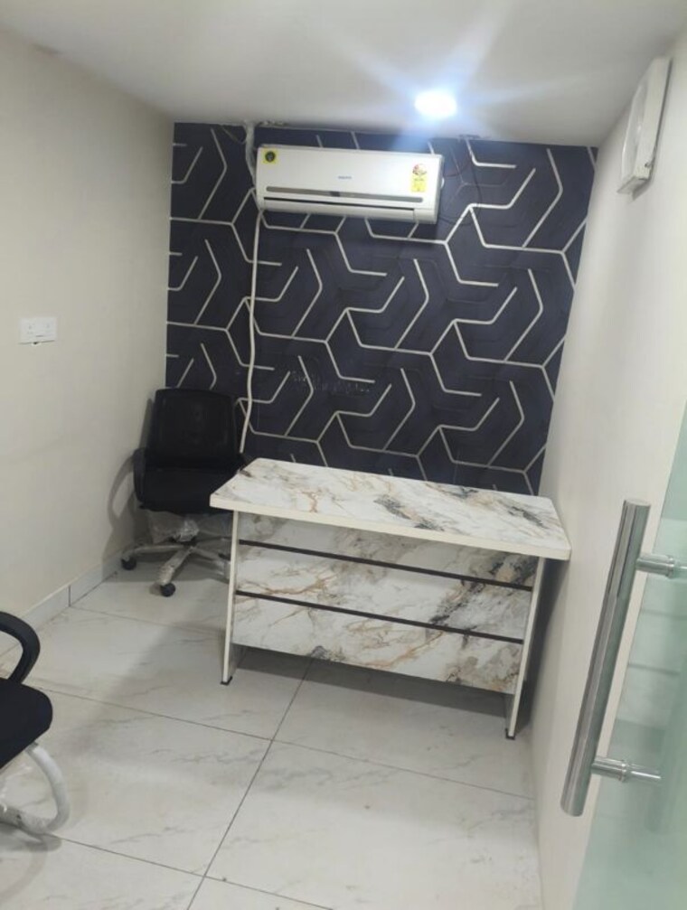 undefined, sector 34 Commercial Office Space 1250 Sq.Ft. In Sector 34 Chandigarh 10448355