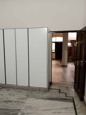 Room in 2 BHK Builder Floor at Sector 25 Phase 1 – for Rent