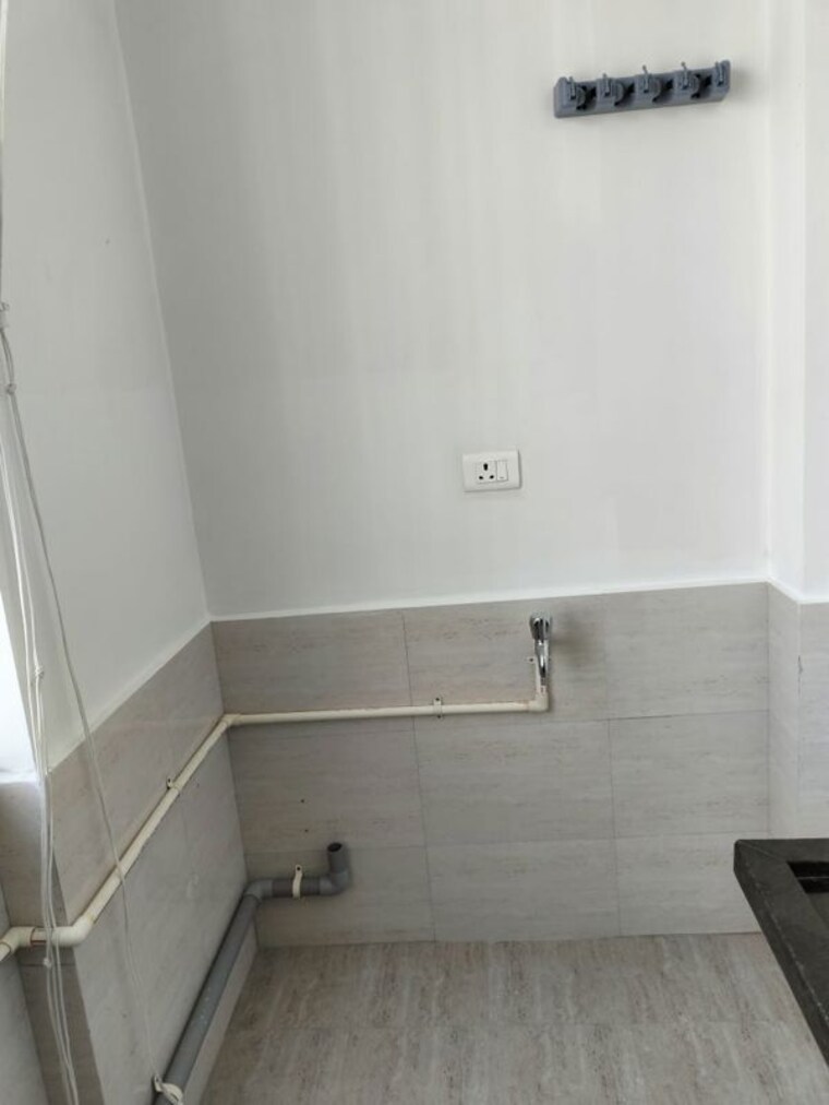 Bathroom, my-home-tarkshya 3 Bedroom 1950 Sq.Ft. Apartment In Kokapet Hyderabad 10448205