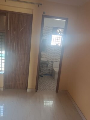 Room in 2 BHK Builder Floor at Sector 9 – for Rent