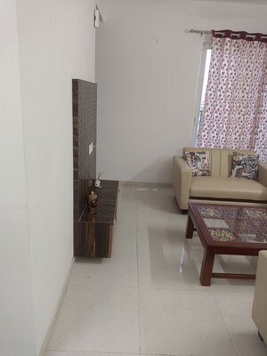 Living Room in 1.5 BHK Independent House at Sector 9a – for Rent
