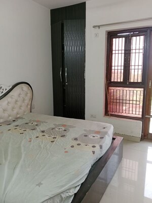 Bedroom in 3 BHK Builder Floor at Tdi City – for Rent