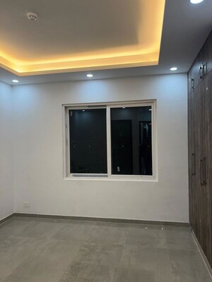 Room in 3 BHK Apartment at ACE Parkway, Sector 150 – for Sale