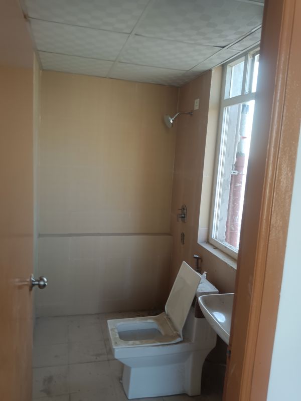 2.5 BHK + Pooja Room Apartment For Sale in Imperia Esfera