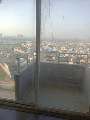 Balcony in 2.5 BHK Apartment at Imperia Esfera, Sector 37c – for Sale