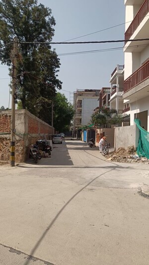  Land – Exterior View View at Ghitorni - for Rent