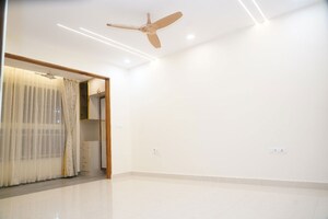 Room in 4 BHK Apartment at NCC Urban One, Narsingi – for Rent