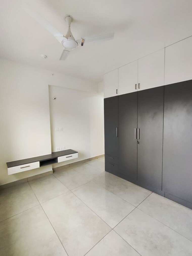 Room, prestige-waterford 3.5 Bedroom 2200 Sq.Ft. Apartment In Whitefield Bangalore 10448399