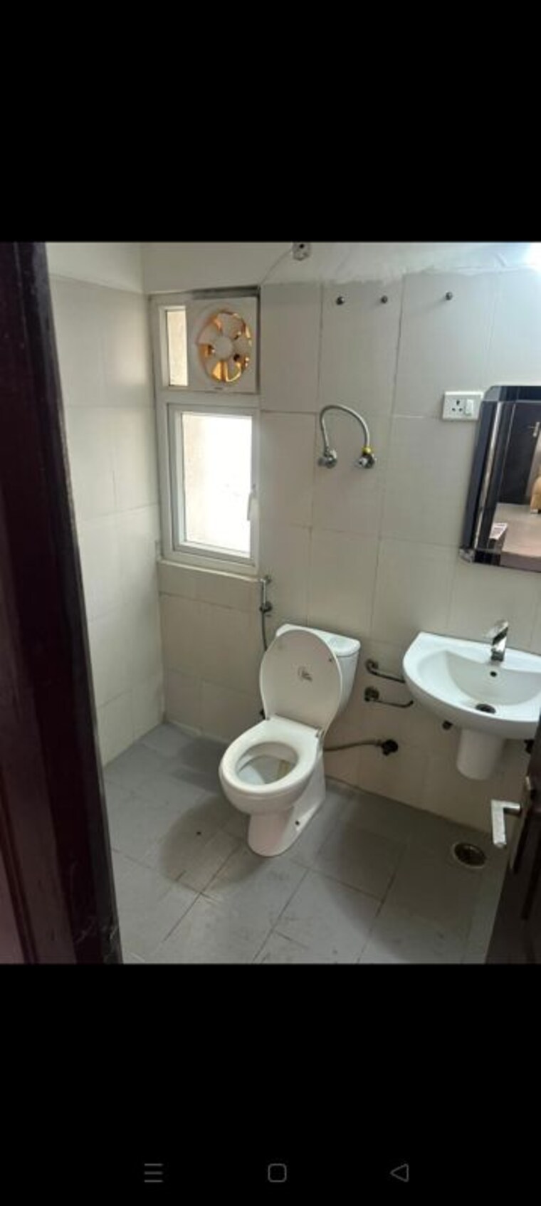 Bathroom, sunworld-vanalika 3 Bedroom 1405 Sq.Ft. Apartment In Sector 107 Noida 10448415