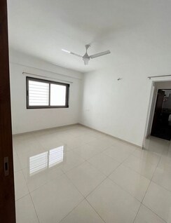 1 BHK Apartment For Rent in Mahesh Park