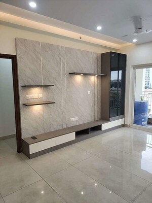 Room in 3.5 BHK Apartment at Prestige Waterford, Whitefield – for Rent