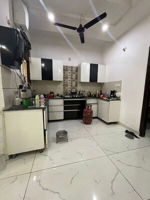 Team Area in 2 BHK Builder Floor at Dhakoli – for Sale