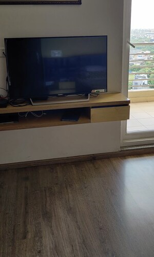 Furnished Amenities in 3.5 BHK Apartment at ABA Cleo County, Sector 121 – for Sale