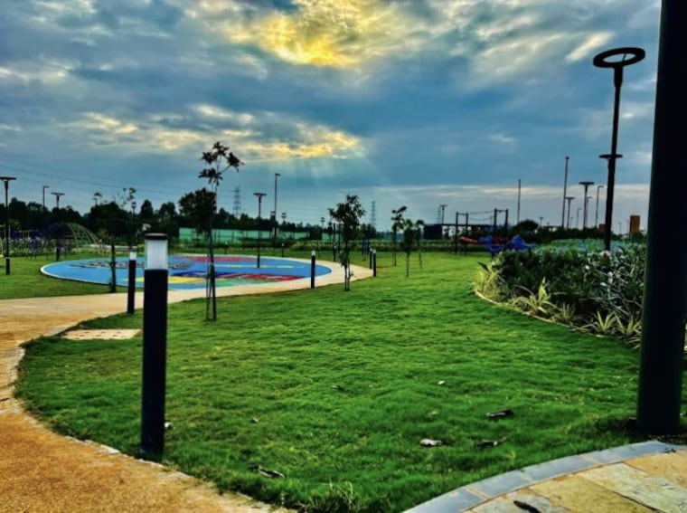 Garden, adarsh-savana  1200 Sq.Ft. Plot In Devanahalli Bangalore 10364151
