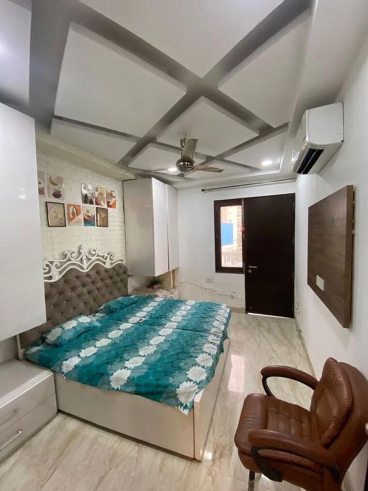 Bedroom, sushant lok i 3 Bedroom 1900 Sq.Ft. Builder Floor In Sushant Lok I Gurgaon 10448455