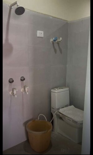 Bathroom in 1 RK Builder Floor at Beta Ii Greater Noida – for Rent