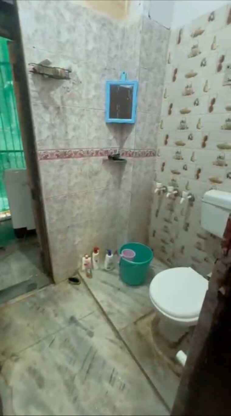 Bathroom, beta i greater noida 1 Bedroom 600 Sq.Ft. Builder Floor In Beta I Greater Noida Greater Noida 10448508