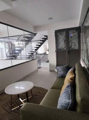 Team Area in 3.5 BHK Apartment at M3M Soulitude, Sector 89 – for Sale