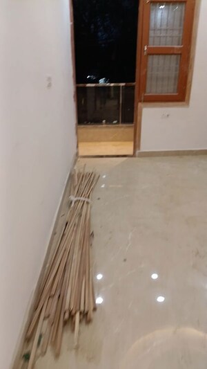 Room in 4 BHK Builder Floor at Sector 15 Dwarka – for Sale