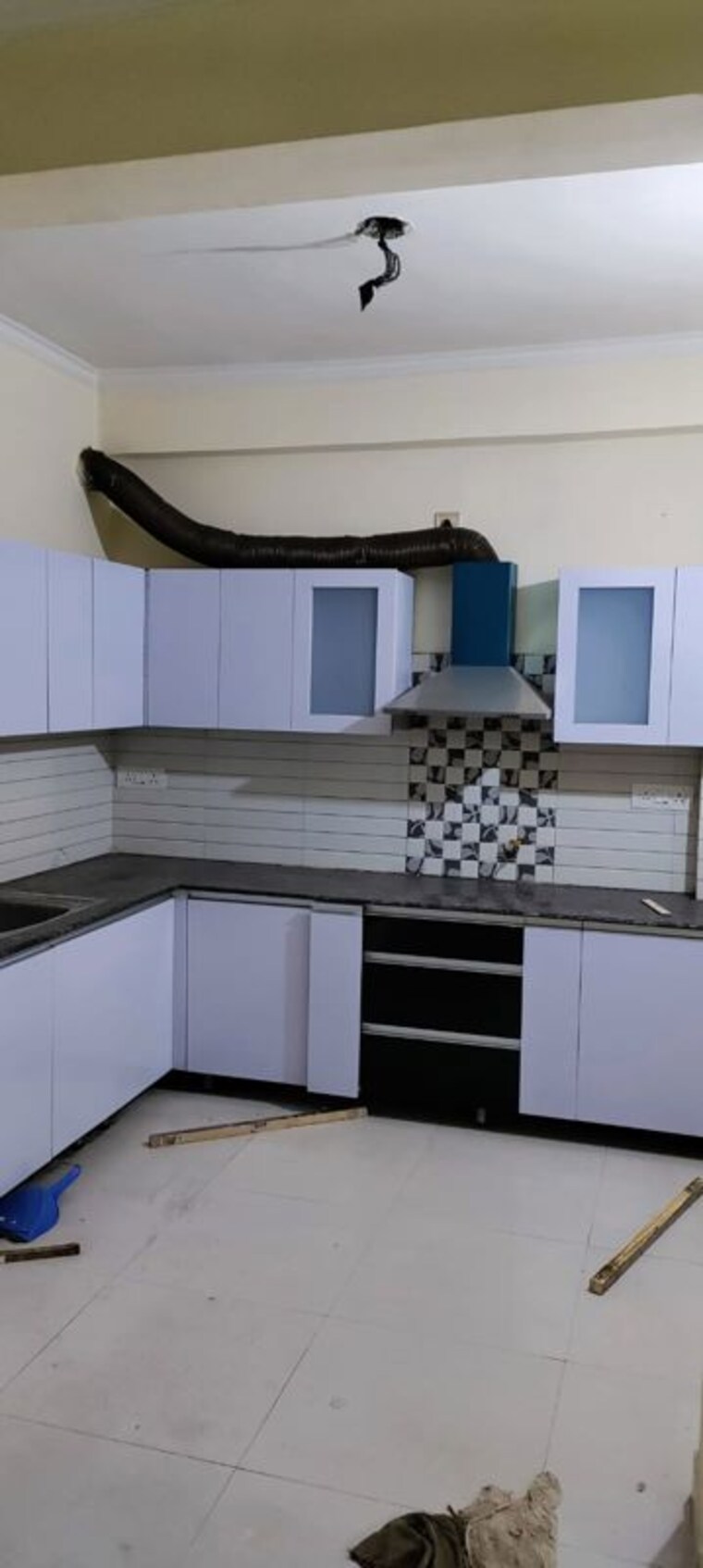 Kitchen, mona-greens 3 Bedroom 1450 Sq.Ft. Apartment In Ghazipur Zirakpur 10448532