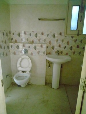 Bathroom in 3 BHK Apartment at Mona Greens, Ghazipur – for Rent