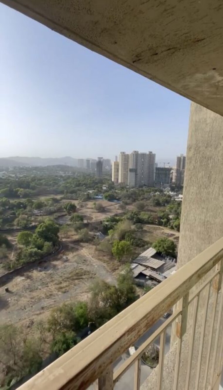 Balcony, vihang-valley-phase-3 1 Bedroom 450 Sq.Ft. Apartment In Kasarvadavali Thane 10448524