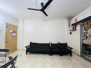  Apartment For Rent in Kamgar Putala Vasahat