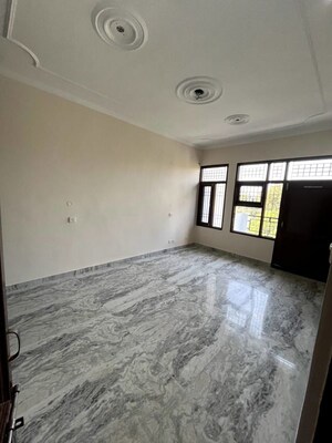 Master Bedroom in 3 BHK Apartment at Sector 48 – for Rent