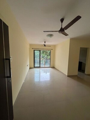 2 BHK Apartment For Sale in Sudarshan Sky Garden, Ghodbunder Road