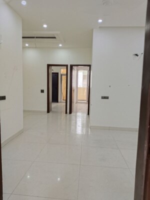 Room in 3 BHK Apartment at Preet Colony – for Sale