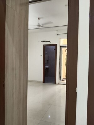 Room in 3 BHK Apartment at Preet Colony – for Sale