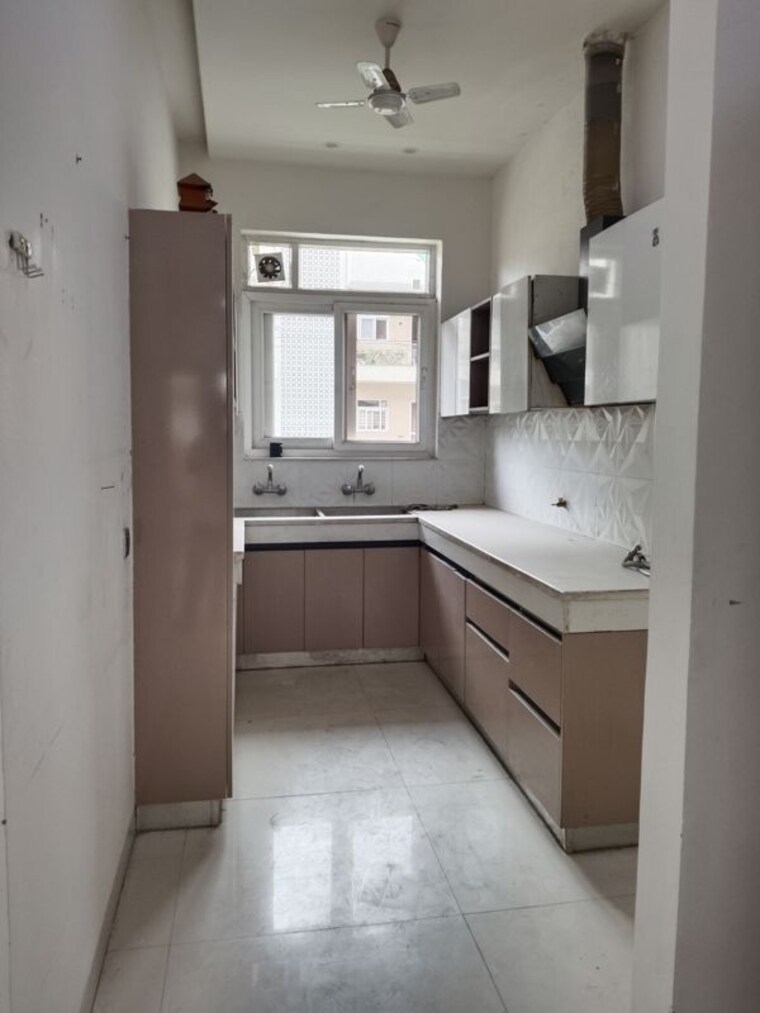 Kitchen, preet colony 3 Bedroom 1278 Sq.Ft. Apartment In Preet Colony Zirakpur 10448596