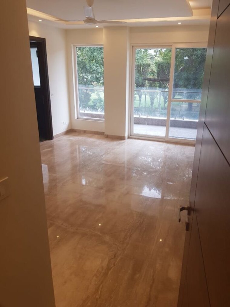 Living Room, suncity 4 Bedroom 4000 Sq.Ft. Builder Floor In Suncity Gurgaon 10448584