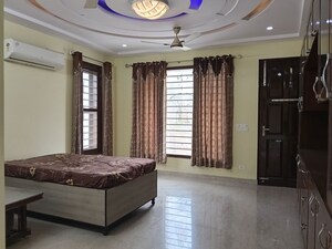 Living Room in 3 BHK Villa at Sector 23 – for Rent