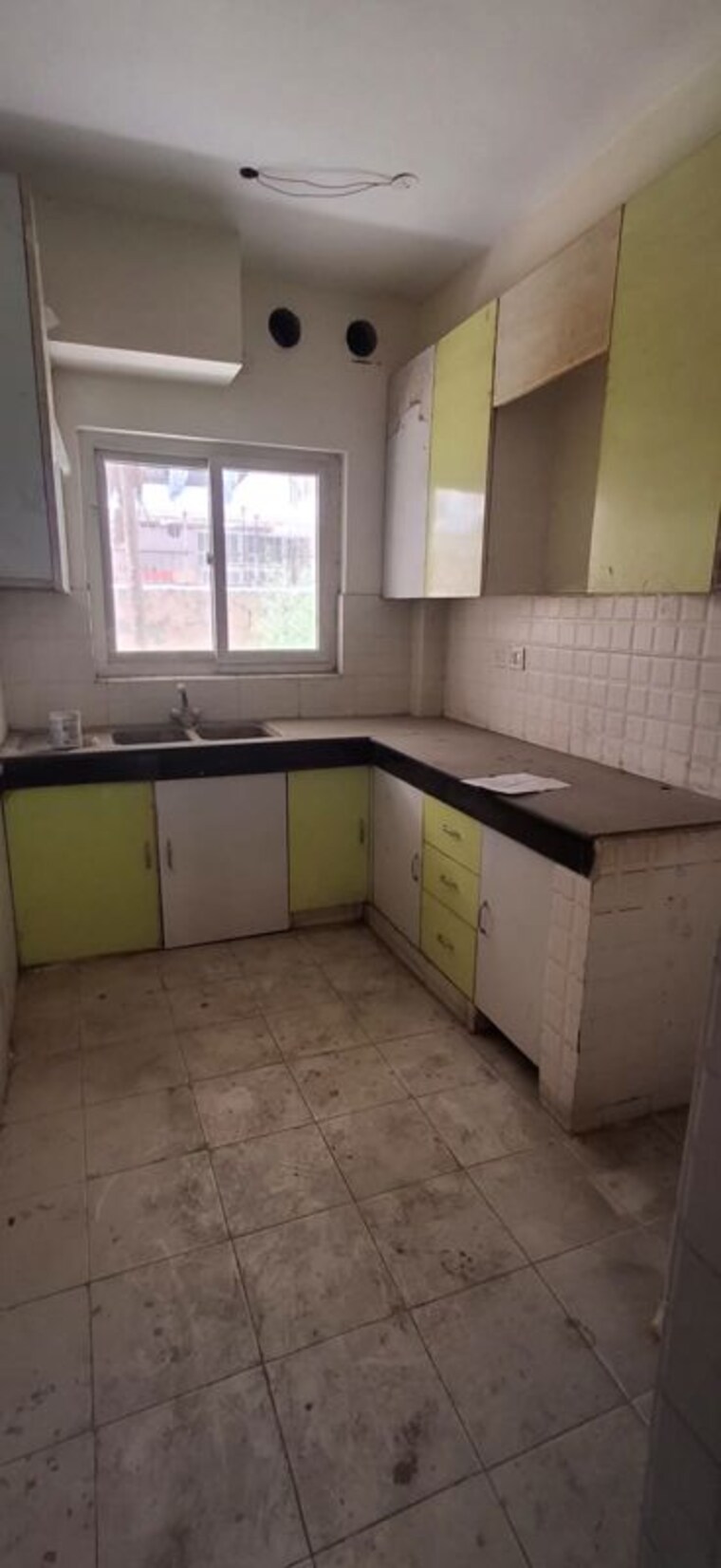 Kitchen, bptp-park-81 3 Bedroom 1980 Sq.Ft. Builder Floor In Sector 81 Faridabad 10448587