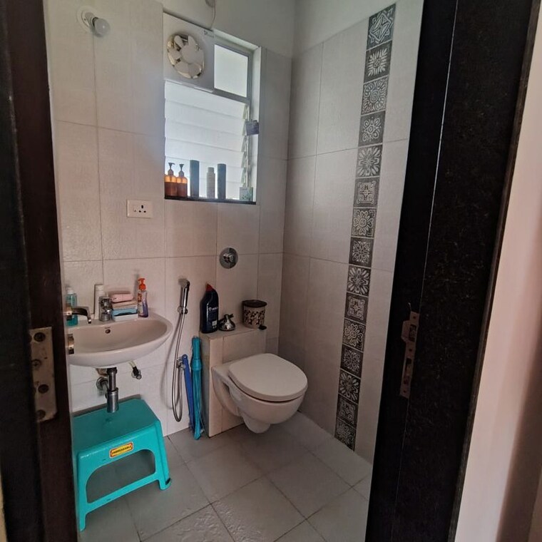 Bathroom, vilas-javdekar-yashwin 2 Bedroom 650 Sq.Ft. Apartment In Hinjewadi Phase 2 Pune 10448615
