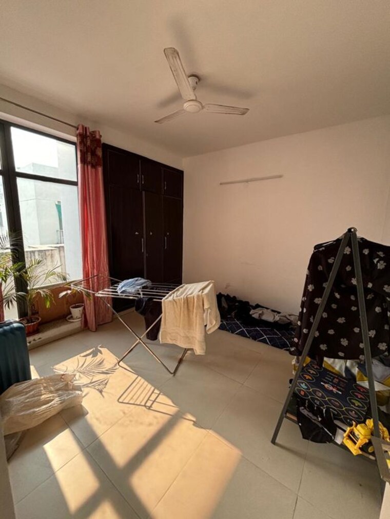 Living Room, paras-irene 2 Bedroom 1430 Sq.Ft. Apartment In Sector 70a Gurgaon 10448639