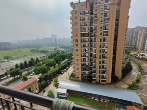 2.5 BHK Apartment – Exterior View View at Amrapali Zodiac, Sector 120 - for Sale