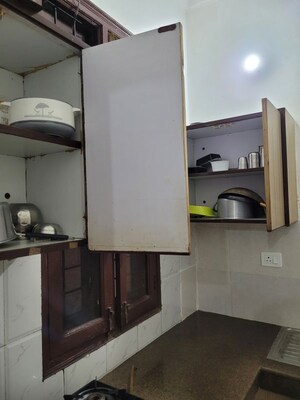 Kitchen in 1.5 BHK Builder Floor at Islampur – for Rent