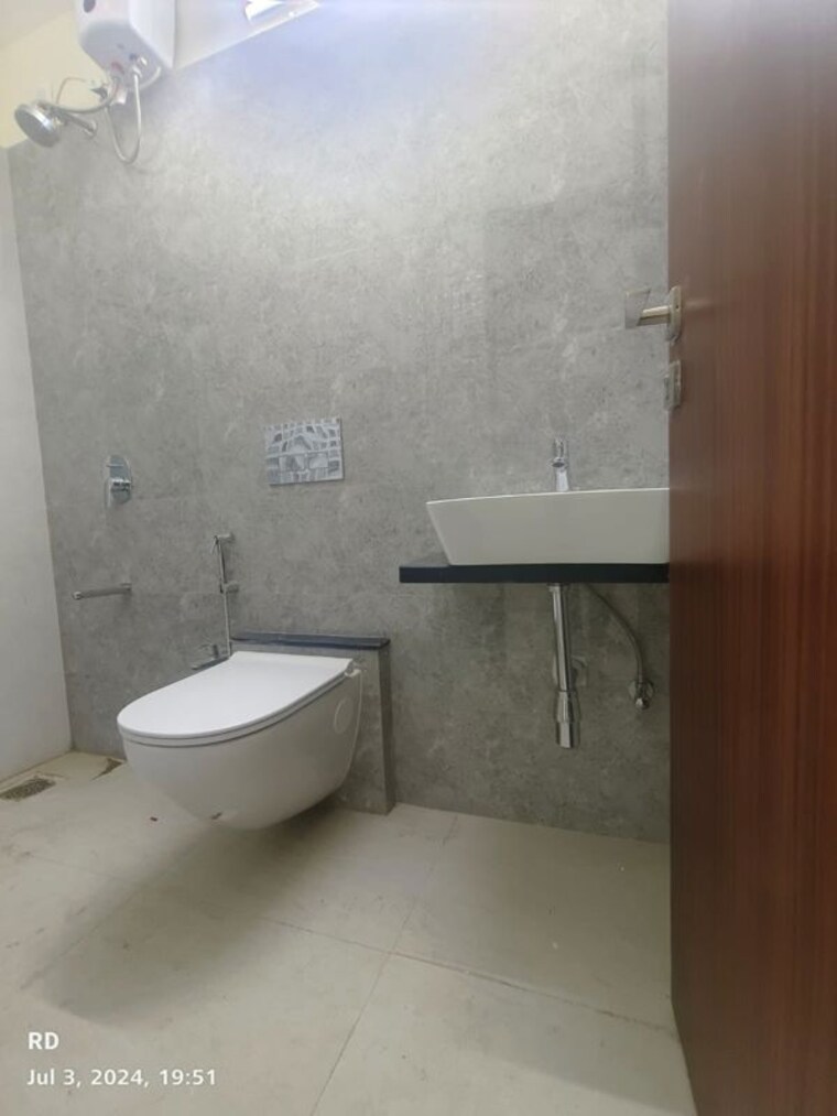 Bathroom, omkar-signet 1 Bedroom 333 Sq.Ft. Apartment In Malad East Mumbai 10429149