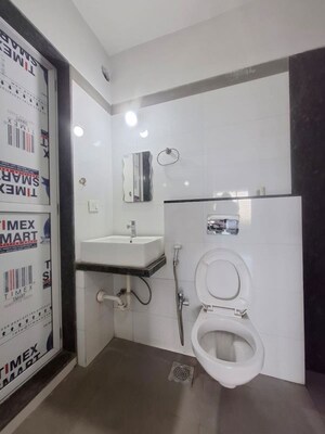 Team Area in 1.5 BHK Apartment at Godrej Emerald, Ghodbunder Road – for Rent