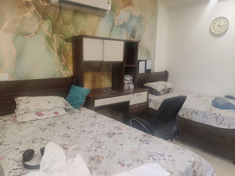 Bedroom, vipul-world-floors 3 Bedroom 240 Sq.Yd. Builder Floor In Sector 48 Gurgaon 10448707