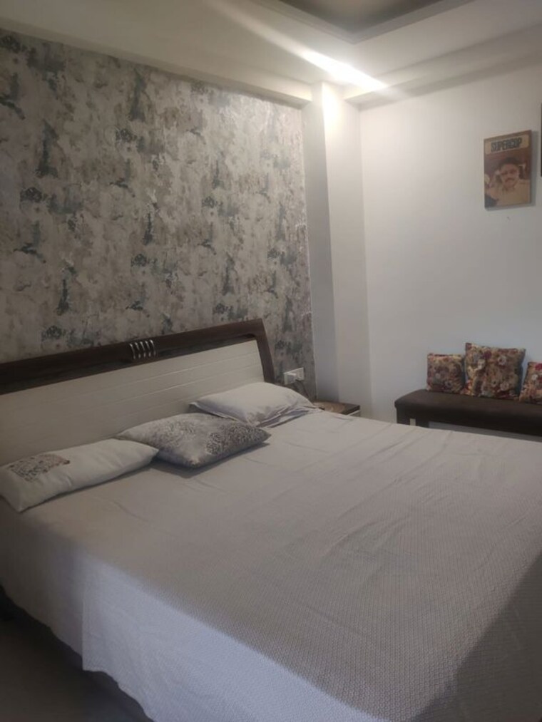 Bedroom, vipul-world-floors 3 Bedroom 240 Sq.Yd. Builder Floor In Sector 48 Gurgaon 10448707